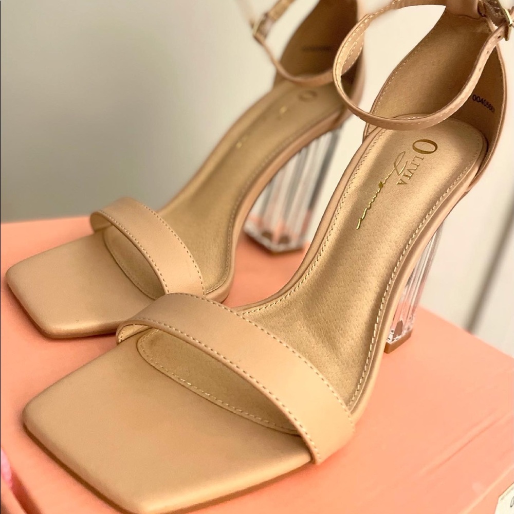 Nude Heels✨